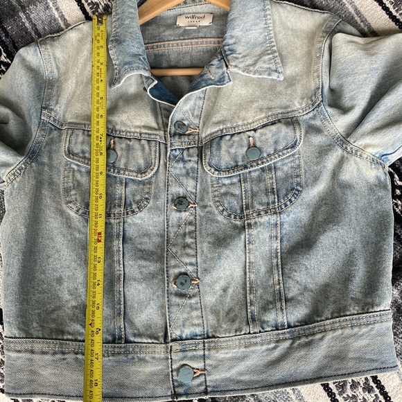 Beautiful Wilfred denim Jacket size L but fits small (small-med size) - Picture 6 of 8